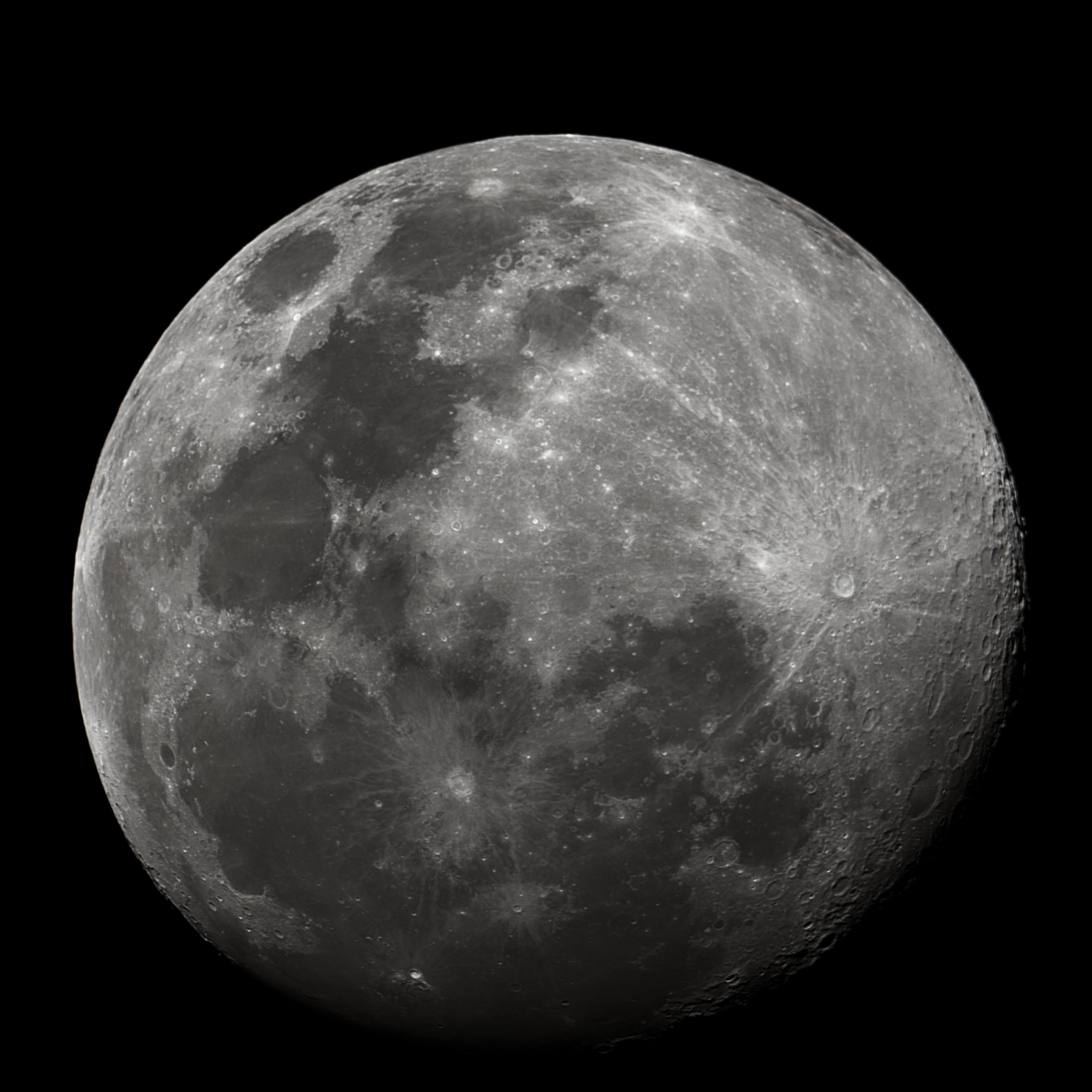 Tonights moon. Was going to get the ISS as it passed here but missed it by about 30 seconds as I was aligning the telescope.