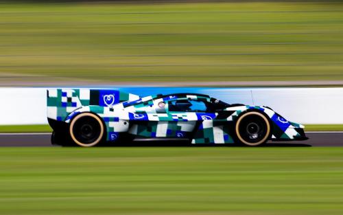 Aston Martin Valkyrie AMR-LMH  Stitched from original photos by fiawec_official on IG.