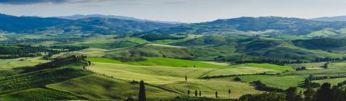 Wallpaper for extended display -Italy Tuscany