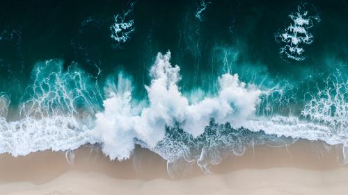 Exploding waves