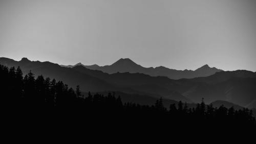 Mountain Grayscale