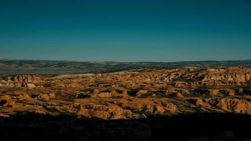 Bryce Canyon, Utah — a beautiful sandstone arch surrounded by snow