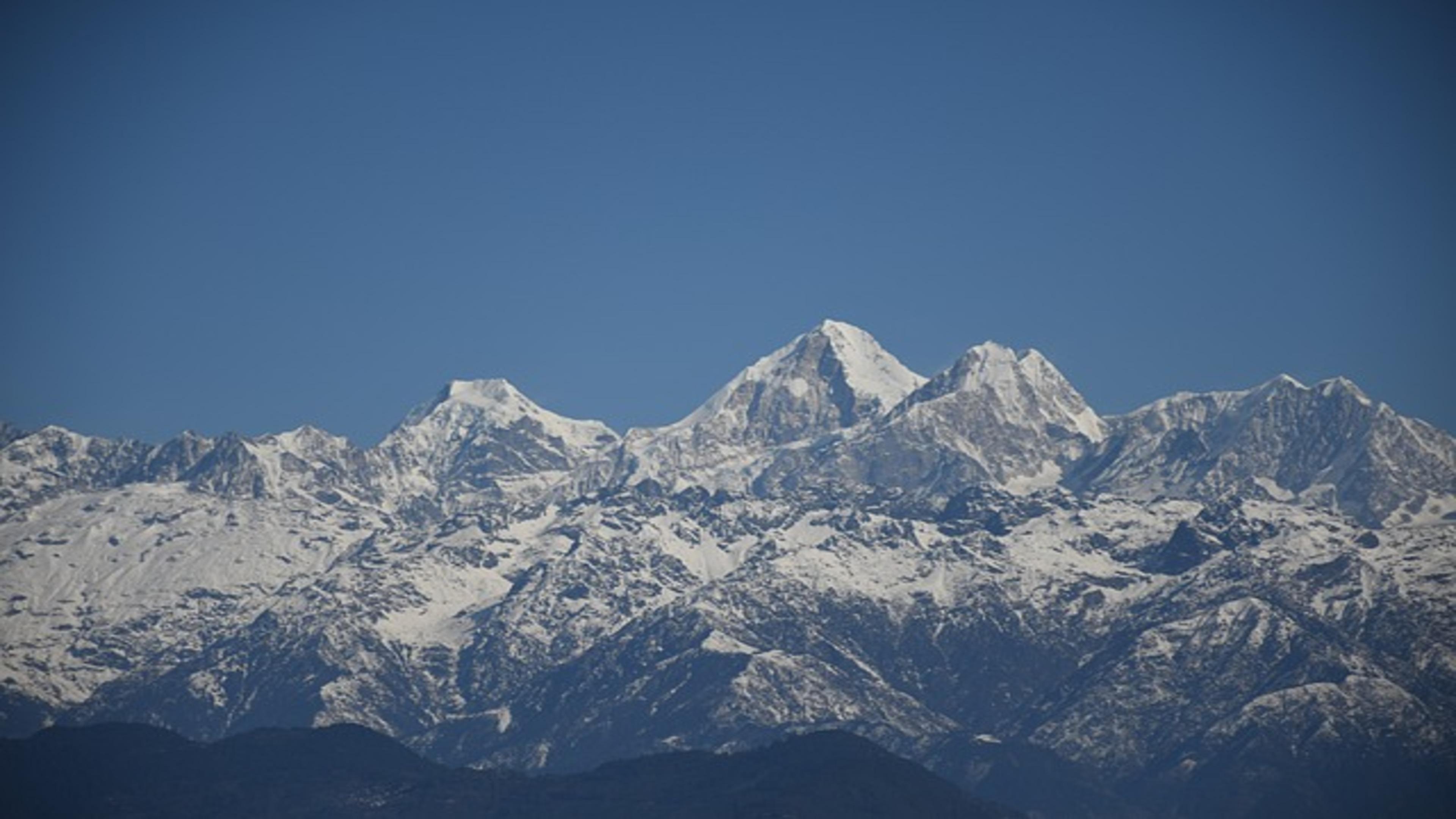 Himalayan Snow-Capped Peaks — Majestic Mountain Range