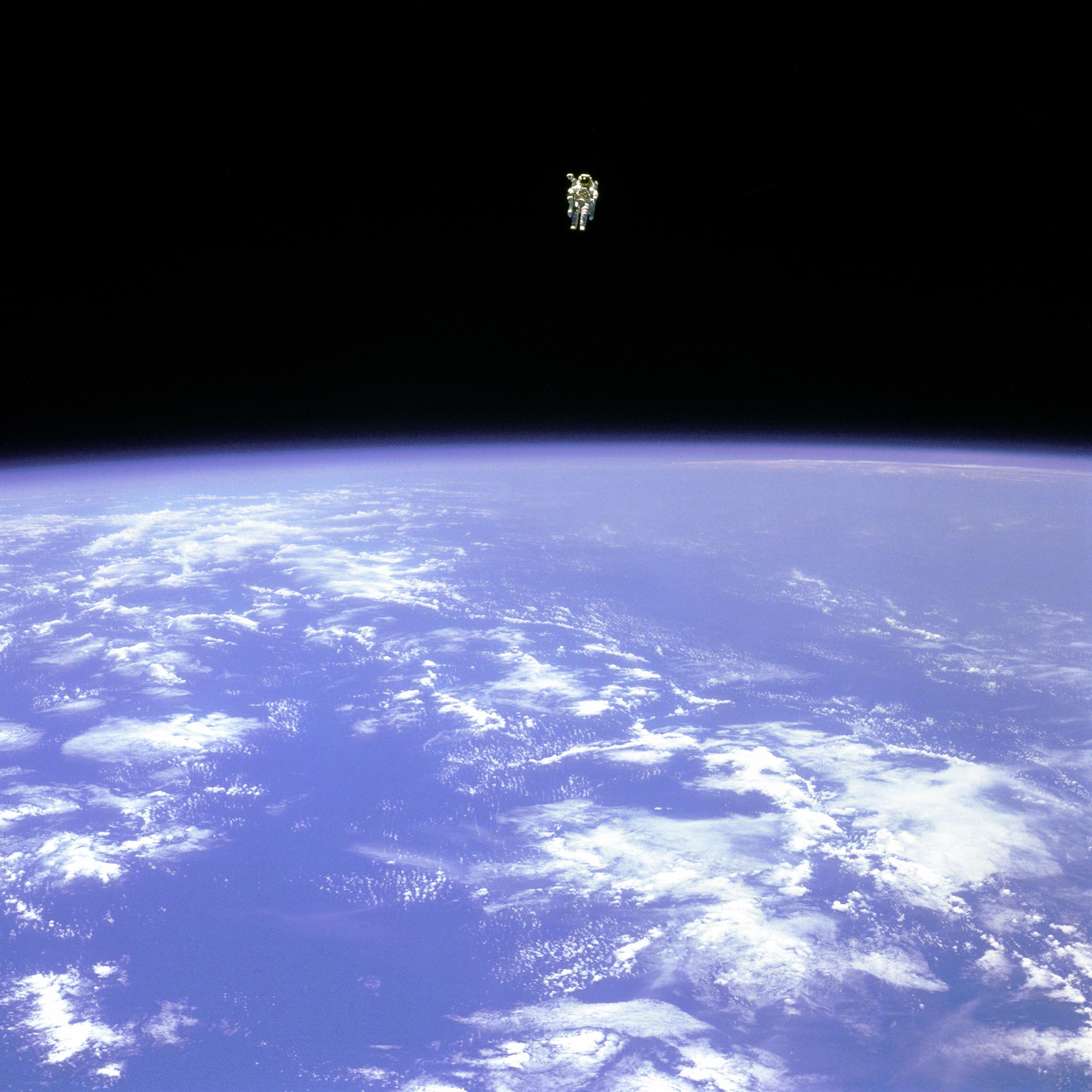 Bruce McCandless, First Person To Fly in Space, Untethered to a Spacecraft