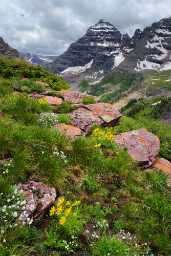 High country view to North Maroon Peak of the Maroon Bells, USA