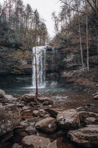 Cherokee Falls, Georgia, USA