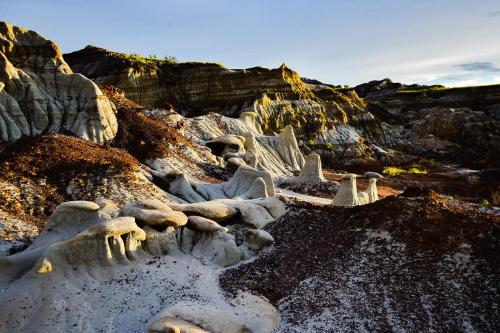 Badlands in Dinosaur Provincial Park Alberta, Canada, 1620 x 1080