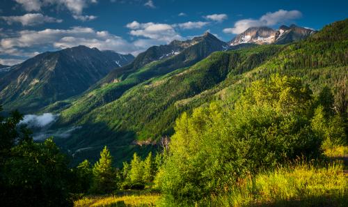 Touch the clouds, Rocky Mountains USA