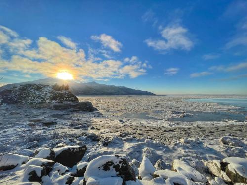 Beluga Point, Alaska