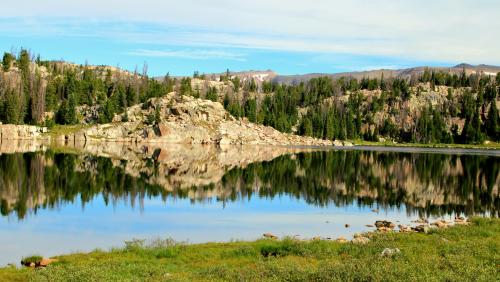 Long lake Beartooth pass Montana 6000×3377