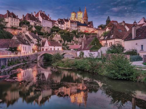 Semur-en-Auxois, Côte-d'Or, France