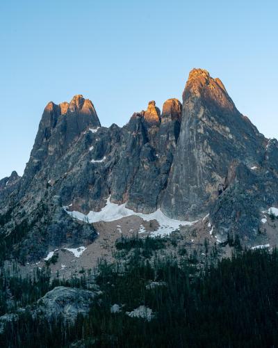 First sun rays hitting Liberty Bell in the Cascades, WA | OC  IG- @bilatiaxomiya