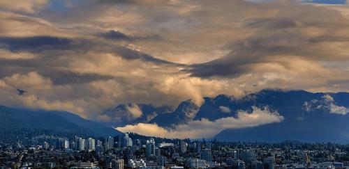 North Vancouver lurking below the clouds