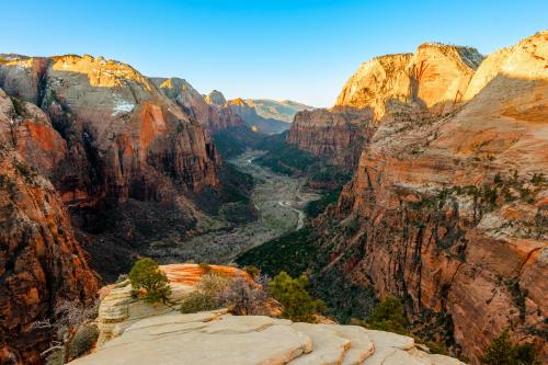 Sunrise at the top of Angel’s Landing