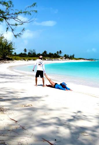 When it’s time to leave! Pretty Molly Beach, Little Exuma.