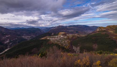 Cloudy day in the Mountain