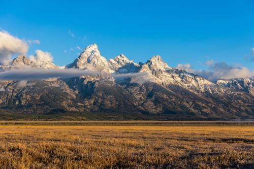 The Teton Range basking in some morning sunlight, Wyoming  [5356 × 3571] @itk.jpeg