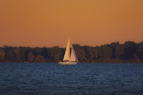 Golden hour on the lake