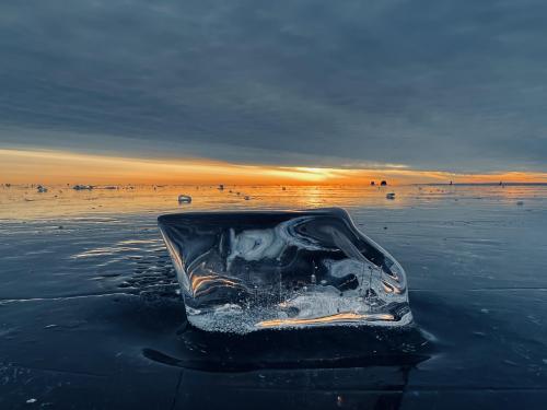 Sunrise over frozen Lake Superior OC [4032 x 3024]
