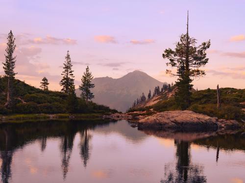 Hiked to this beautiful lake in Shasta, California