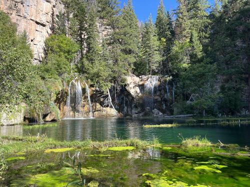 Hanging Lake, Colorado, USA