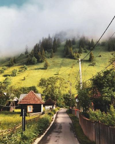 Romania🇷🇴 Photo by peter.kzi