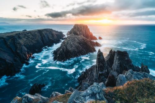 Malin Head, Donegal, Ireland [2560 x 1707]  [IG - compositionsbyciaran]