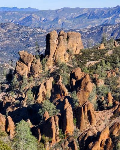 Views from the High Peaks Trail, Pinnacles National Park, CA, USA  [1908x2385]