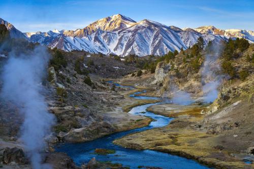 Spring morning in the eastern Sierra