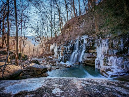 Icy waterfalls in Chattanooga TN