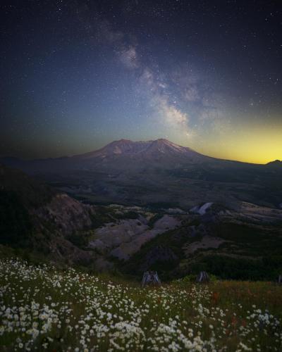 Mt Saint Helens - The last bit of daylight gives way to a star-filled sky - Washington, US  @jackfusco