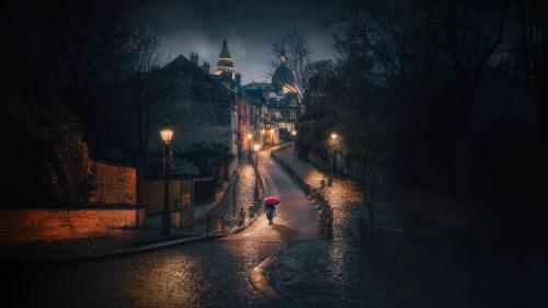 Late nights in the streets of Montmartre, Paris