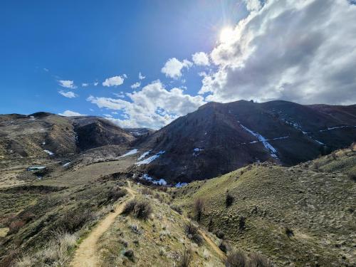 Cougar Canyon in Wenatchee, WA  [4000X3000]