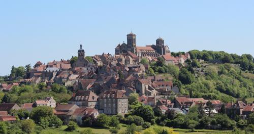 Vézelay, Yonne, France [5184x2745]
