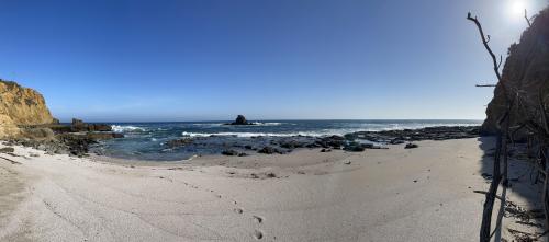 Two Rock Point beach, one set of foot prints, Laguna Beach, California, USA