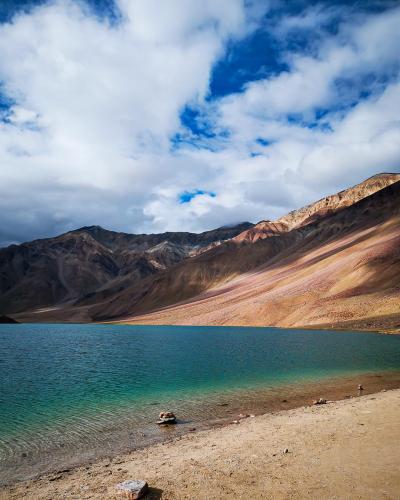 Incredible hues of the Chandratal aka 🌙 Moon Lake, Spiti.