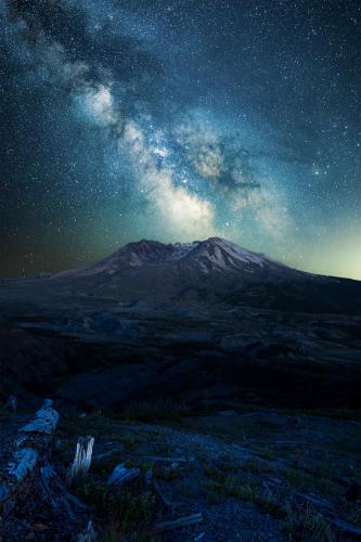 The vast emptiness in the blast zone of Mt St Helens makes for amazing stargazing