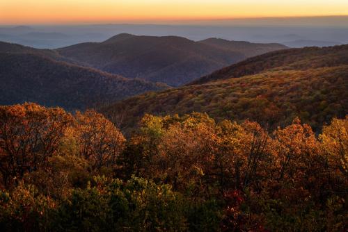 The ancient Appalachians sure do look good all dressed up for fall - Shenandoah NP