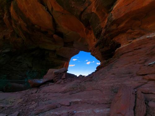Secret Canyon Arch, Red Rock-Secret Mountain Wilderness, Arizona [3264 x 2448]