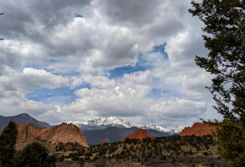 Garden of the Gods and Pikes Peak