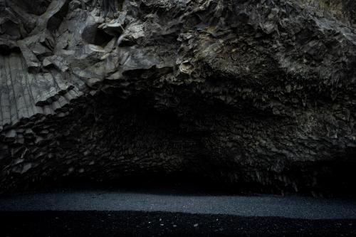 I took a picture of some basalt rock formations in Iceland and I think it’s wallpaper worthy.