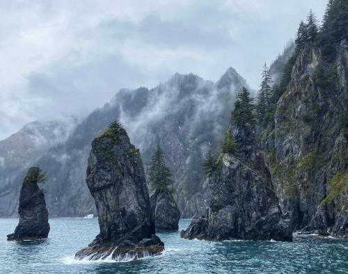 Kenai Fjords National Park in September-OC