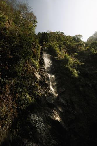 Caihong Falls, Taiwan  IG@trashyphotographies