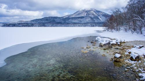 Today marks the spring equinox in Hokkaido, winter sure was beautiful though. Akan-Mashu National Park, Hokkaido, Japan.