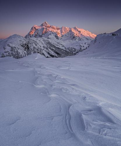 Beautiful sunset alpenglow on Mount Shuksan, Washington [1494x1800]