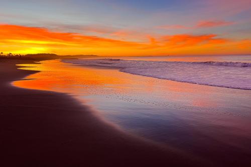 Sunrise at Ventura Beach