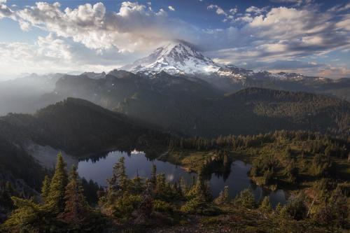 Mount Rainier during a glorious sunrise. Taken from just outside of the park.  IG: @JayKlassy