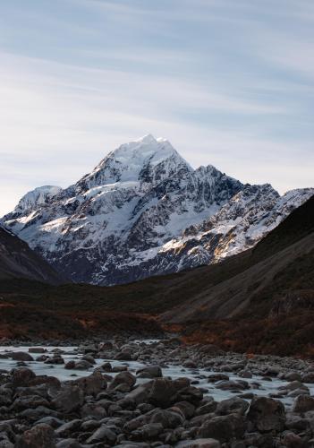 Aoraki/Mt Cook–the tallest mountain in New Zealand [4000 x 5702]