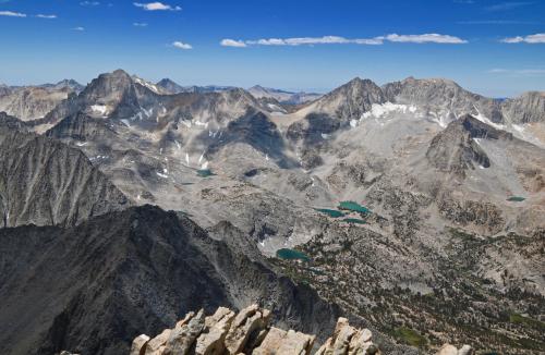 California's high country is best seen from mountain peaks [6000×3907]