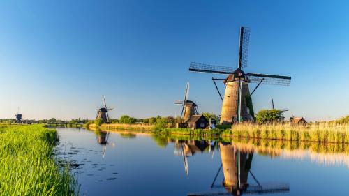 The windmills at Kinderdijk Landscape Scenery